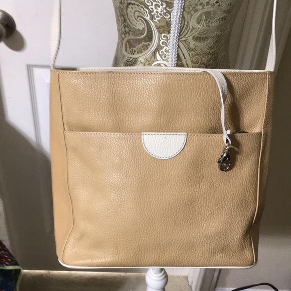 Eximious pebble leather shoulder bag. Made in Italy. NWOT - Picture 2 of 8